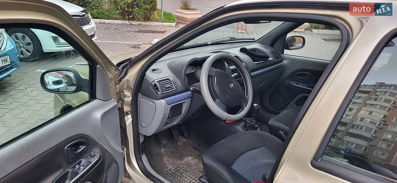 Renault Clio 2007 photo 5