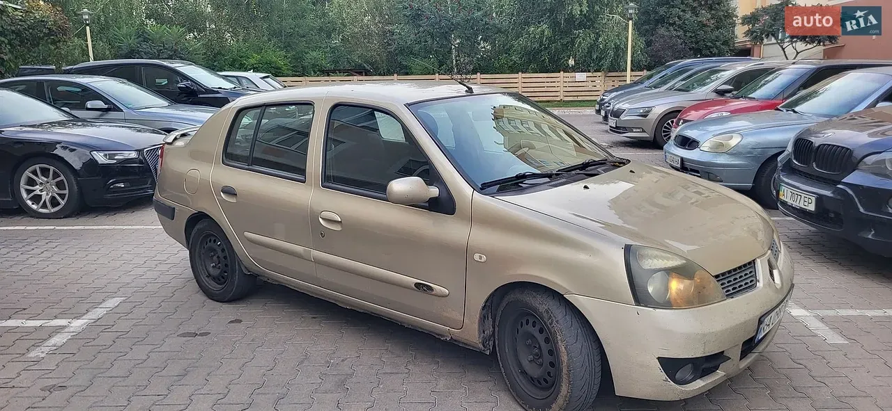 Renault Clio 2007 photo 2