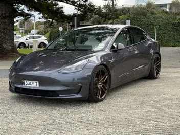 Tesla Model 3 2021 photo 4