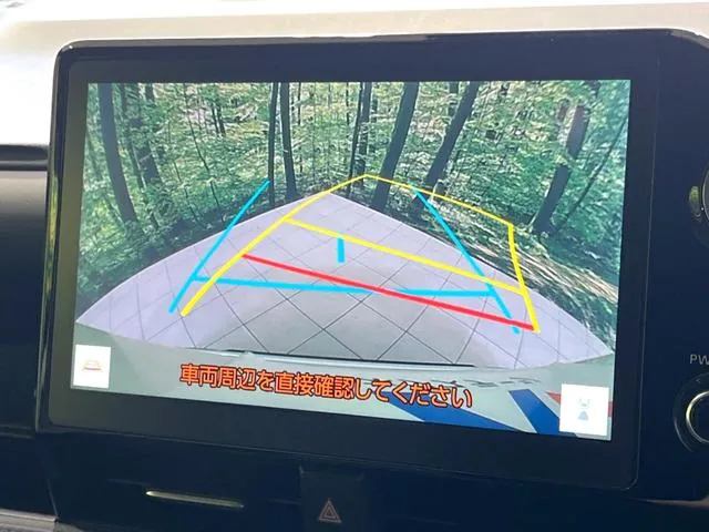 Toyota Voxy 2023 photo 5
