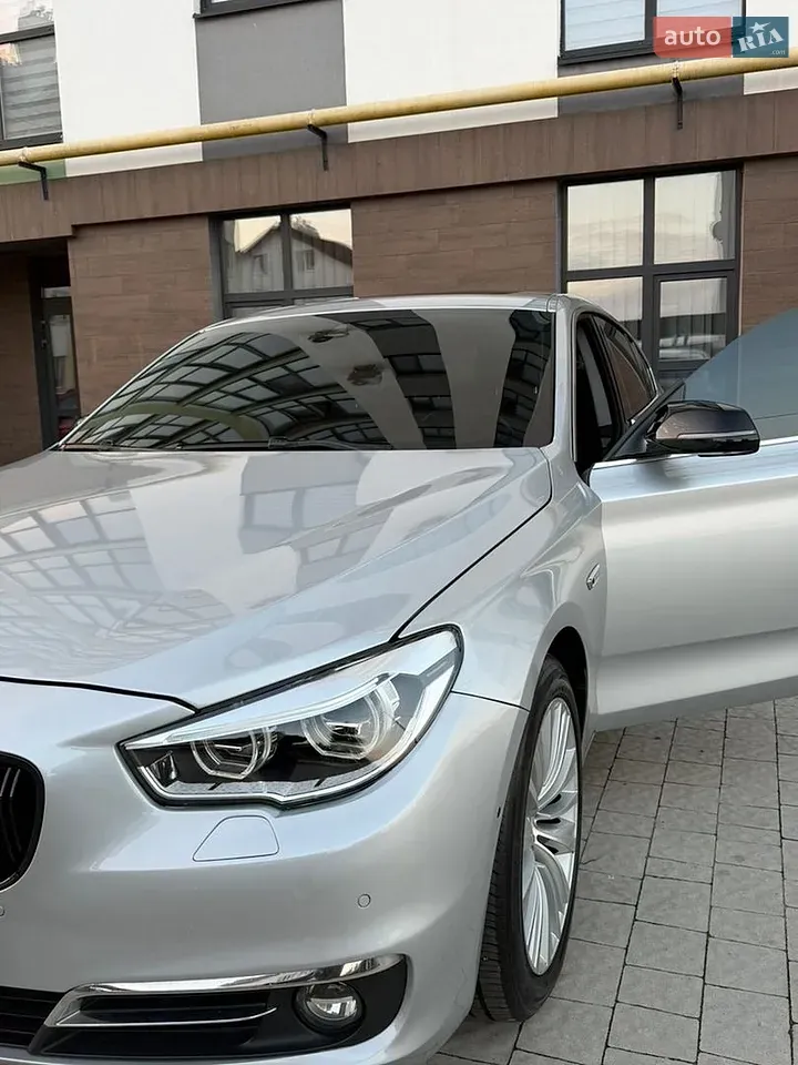 BMW 5 Series Gt 2017 photo 2