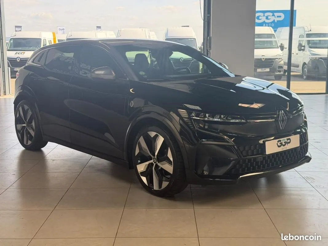 Renault Megane 2023 photo 3