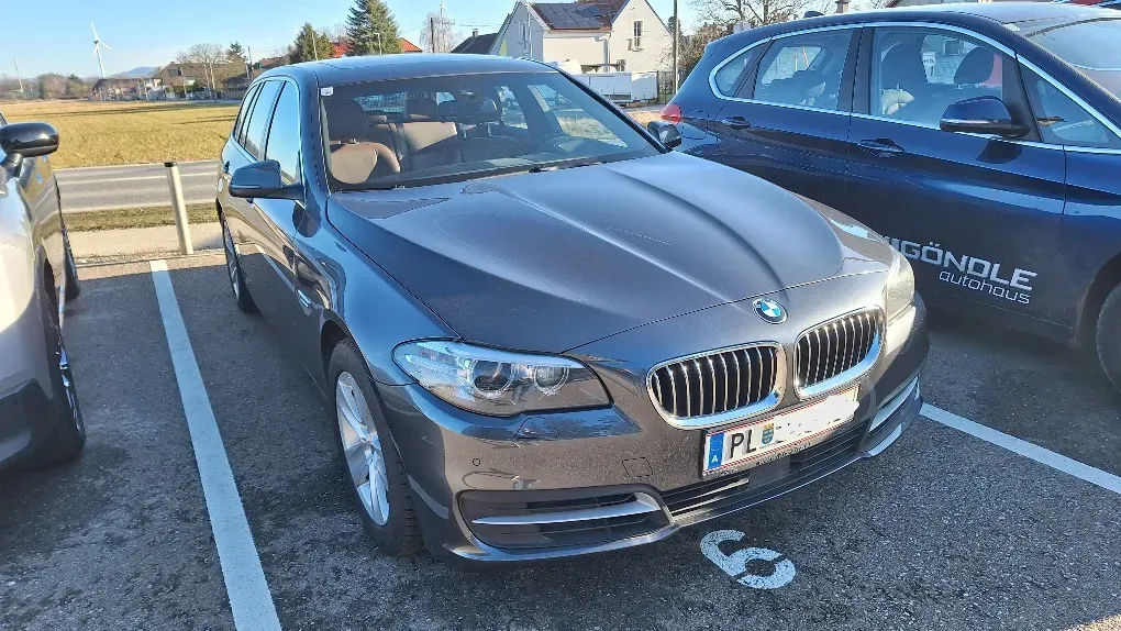 BMW 5 Series 2015 photo 2