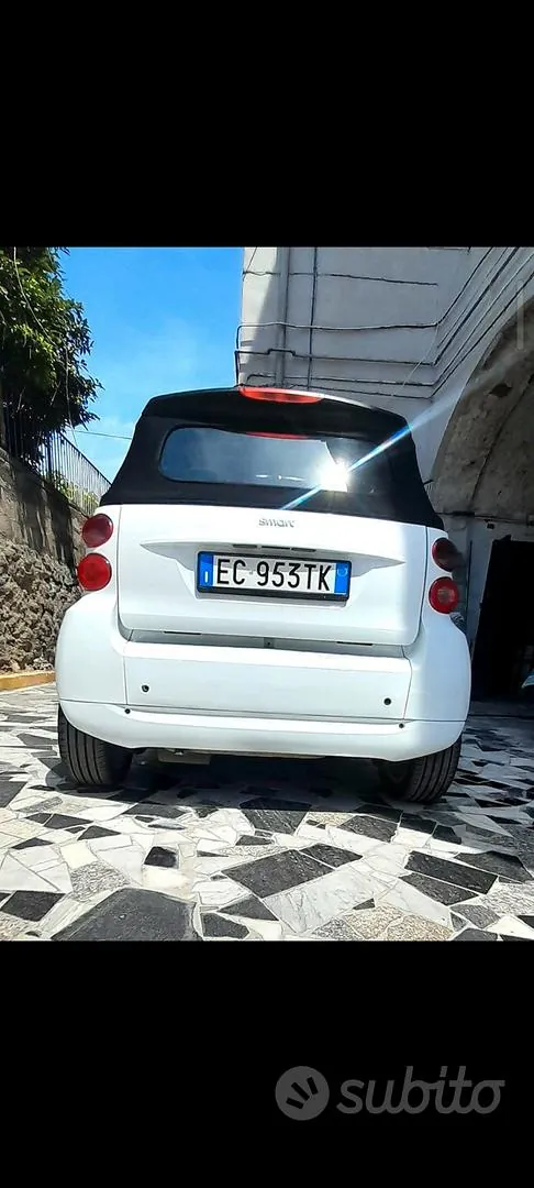 Smart Fortwo 2010 photo 2