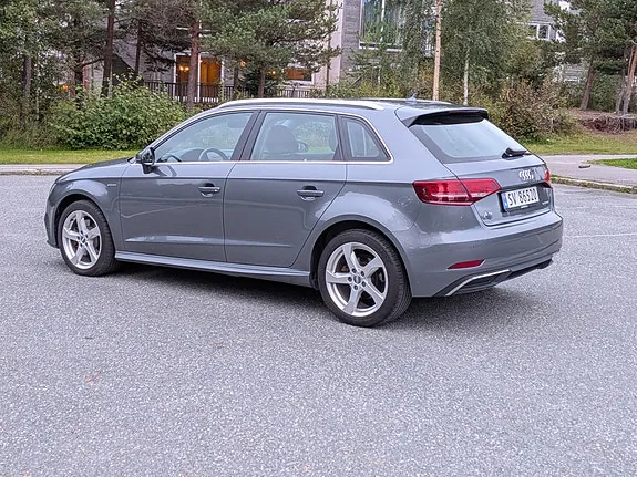 Audi E-Tron 2018 photo 4