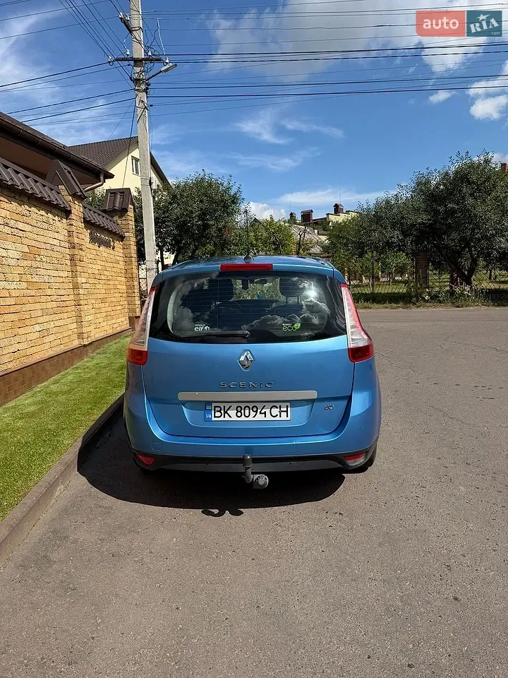 Renault Grand Scenic 2014 photo 3