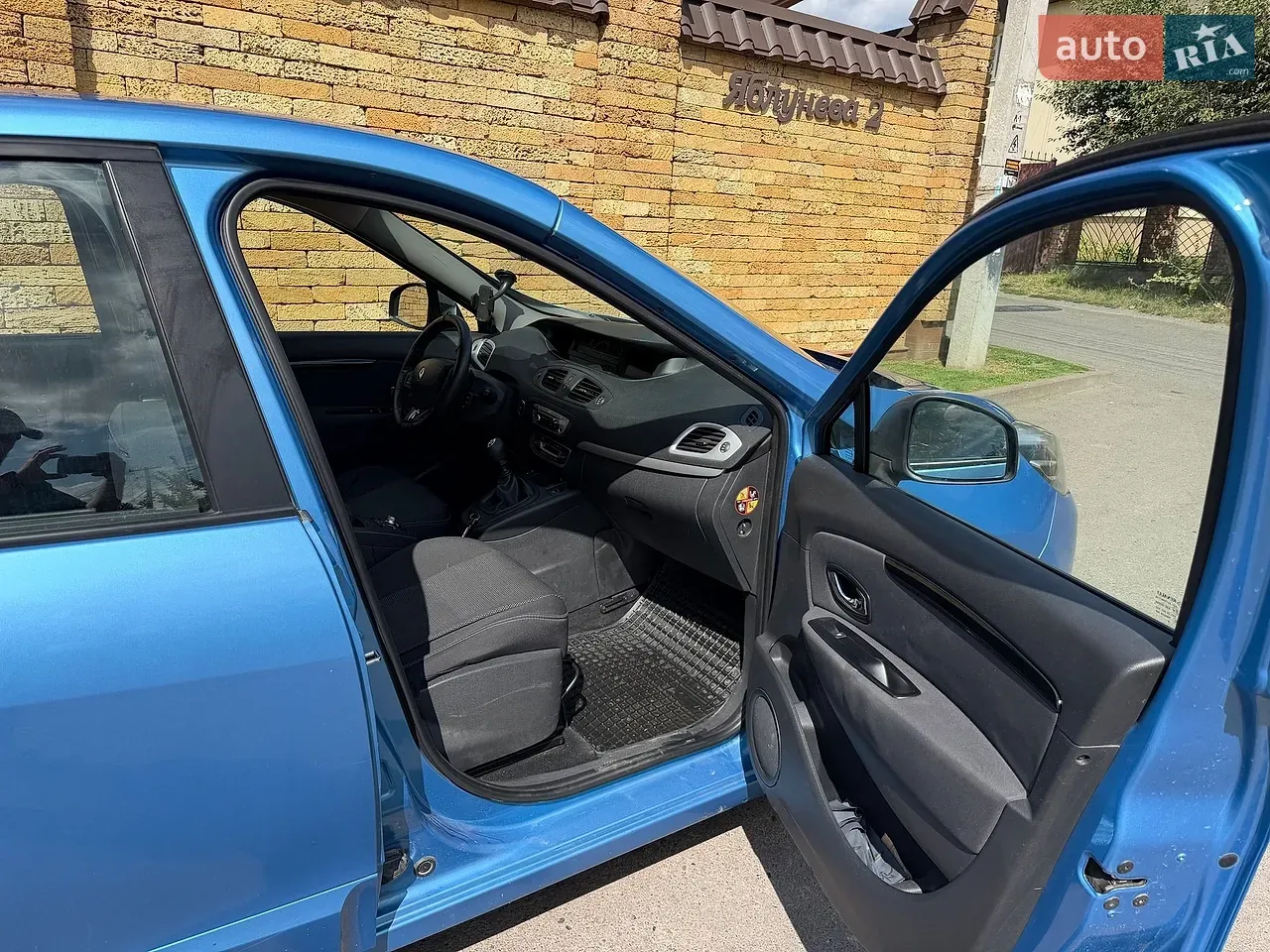 Renault Grand Scenic 2014 photo 4