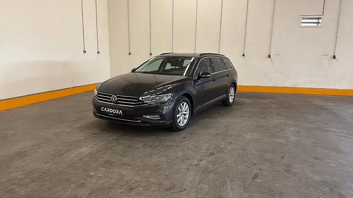 Volkswagen Passat Variant 2023 photo 2