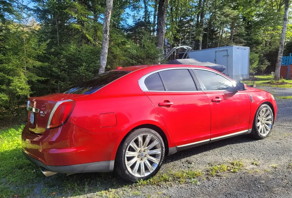 Lincoln Mks 2010 photo 2