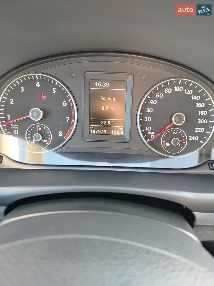Volkswagen Touran 2014 photo 5