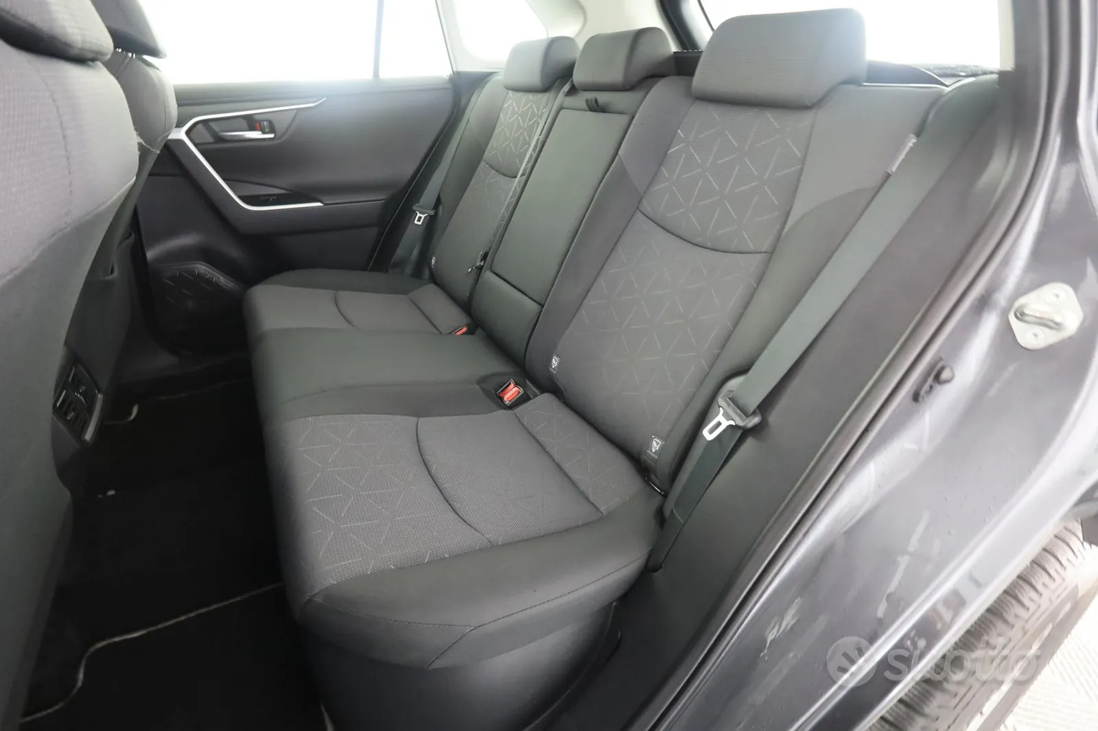 Toyota Rav4 2022 photo 4