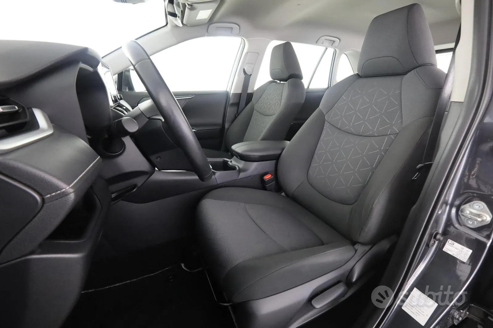 Toyota Rav4 2022 photo 3