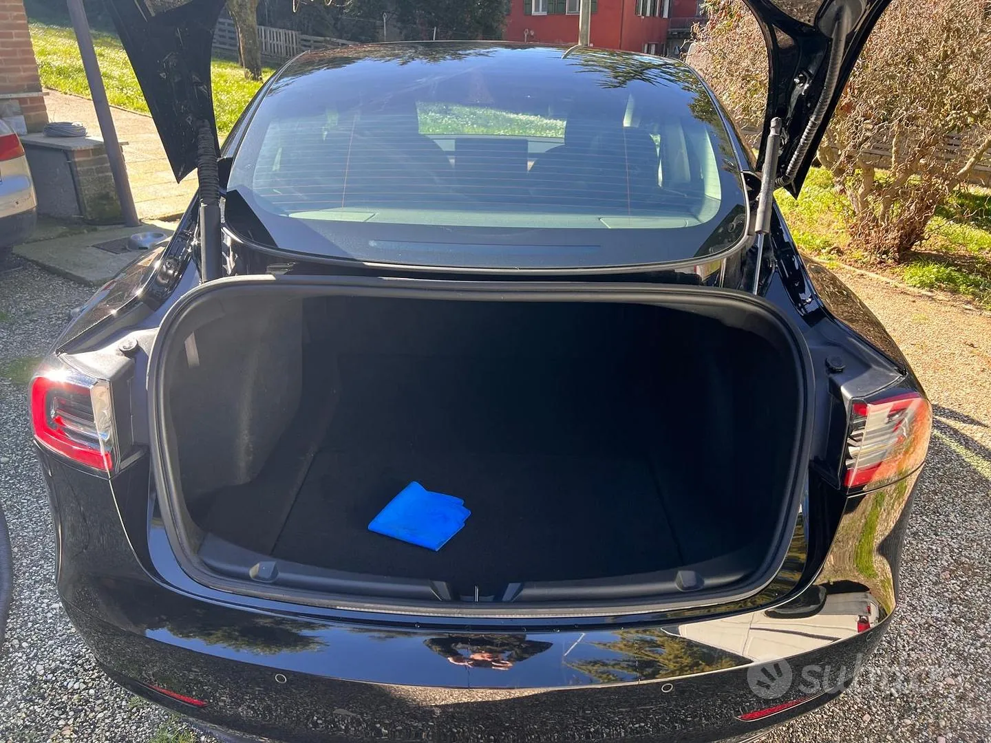 Tesla Model 3 2023 photo 5