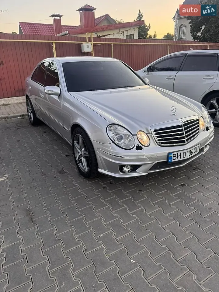 Mercedes-Benz E-Class 2002 photo 4