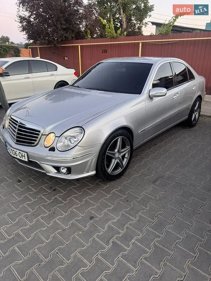 Mercedes-Benz E-Class 2002 photo 3