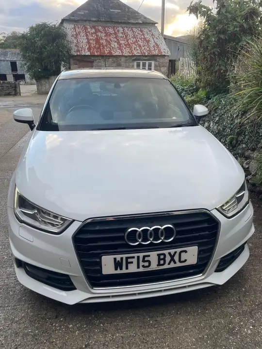 Audi A1 2015 photo 2