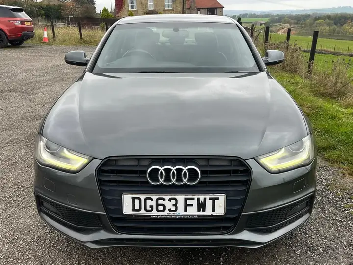 Audi A4 2014 photo 3
