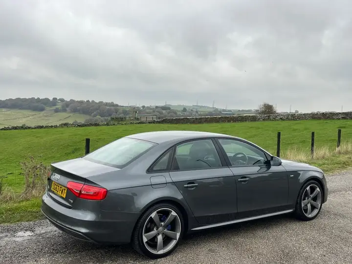 Audi A4 2014 photo 5