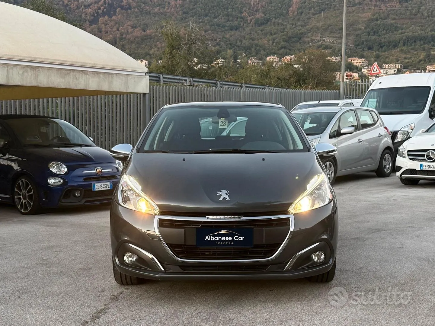 Peugeot 208 2017 photo 2