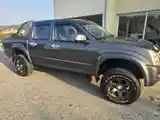 Isuzu D-Max 2010 photo 5