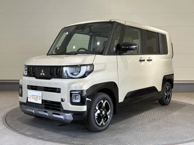 Mitsubishi Delica Mini