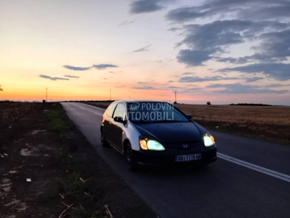 Honda Civic 2003 photo 2