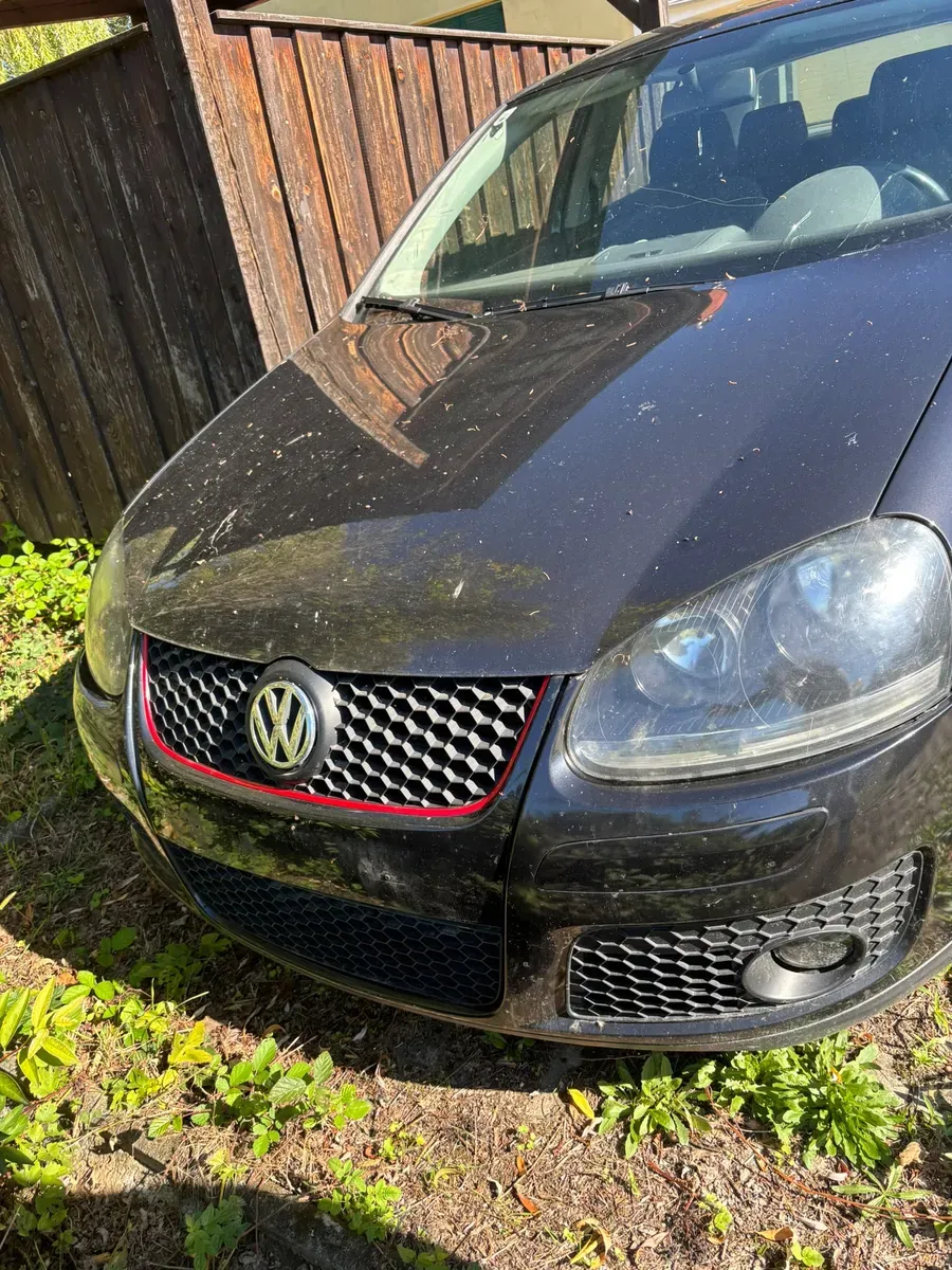 Volkswagen Golf 2005 photo 2
