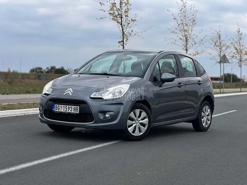 Citroen C3 2012 photo 2