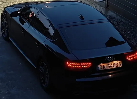 Audi A5 2010 photo 2