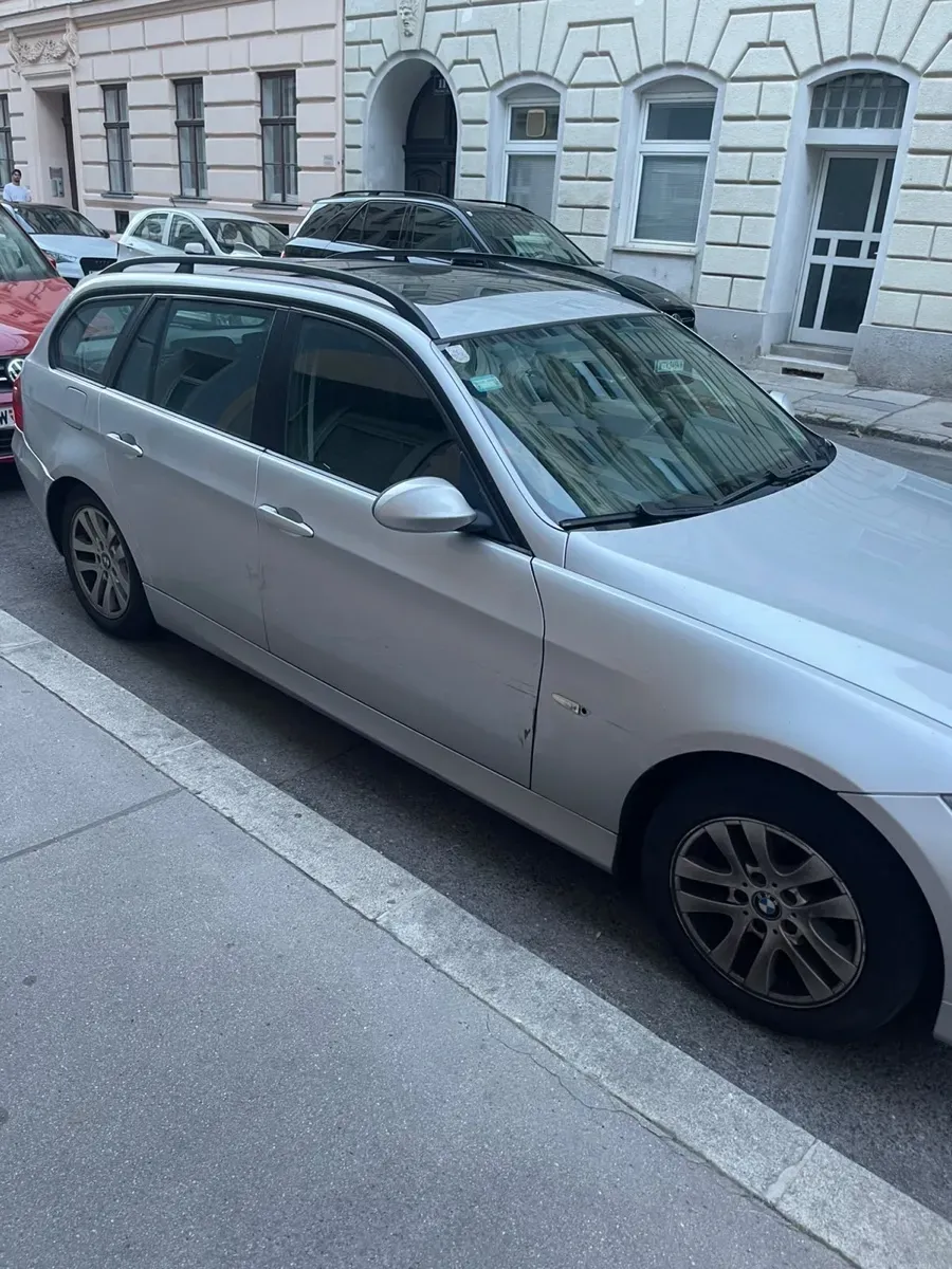 BMW 3 Series 2007 photo 2