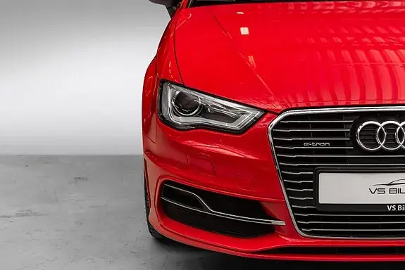 Audi A3 2015 photo 2
