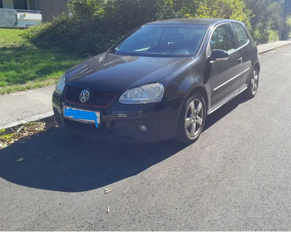 Volkswagen Golf 2005 photo 2