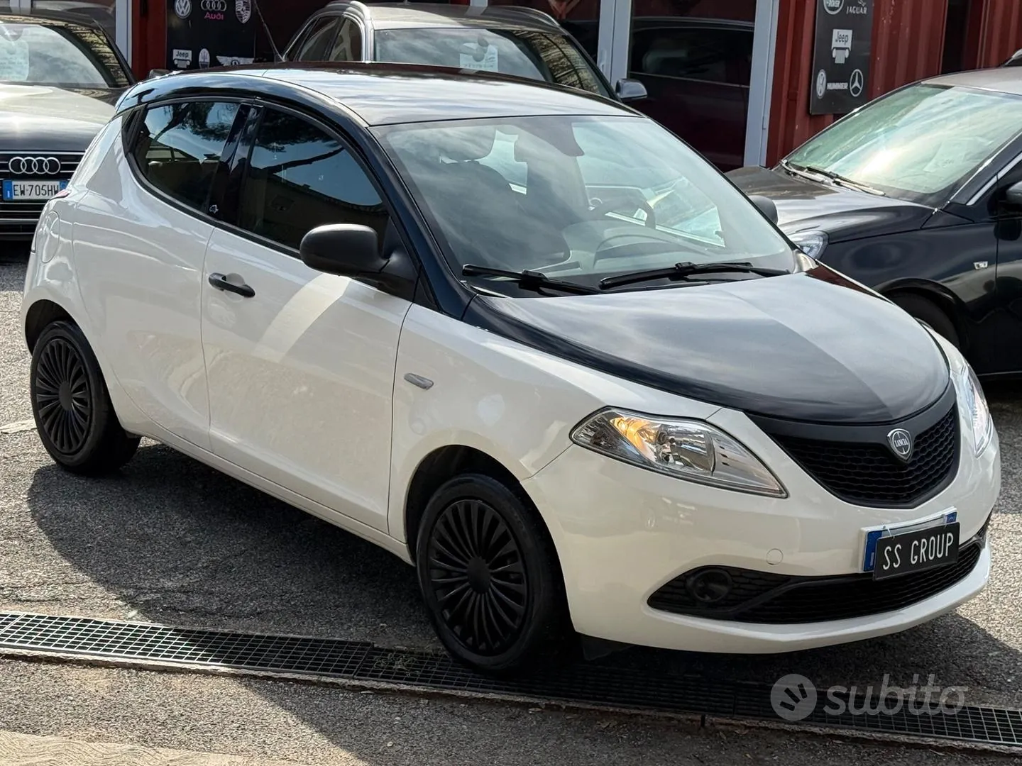 Lancia Ypsilon