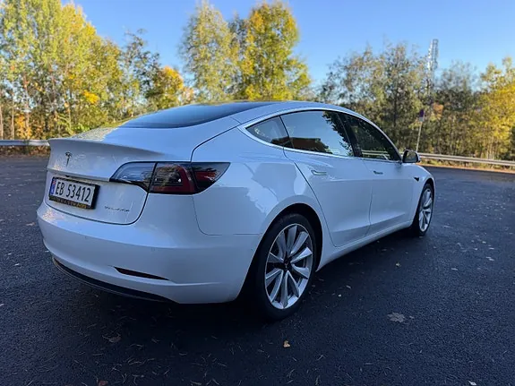 Tesla Model 3 2020 photo 5