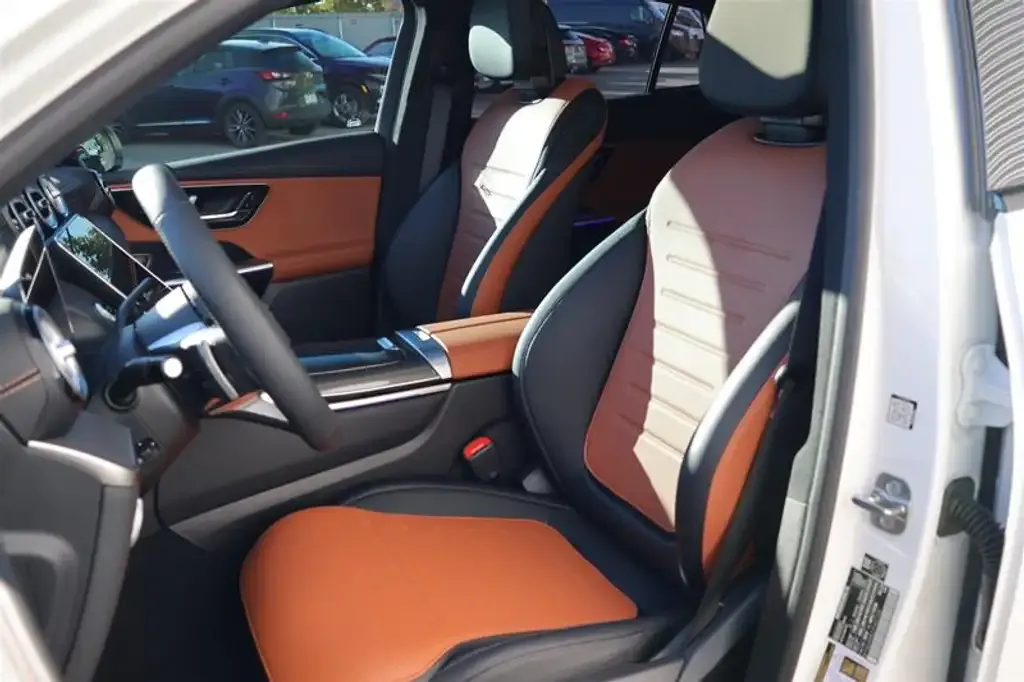 Mercedes-Benz Glc 2027 photo 3