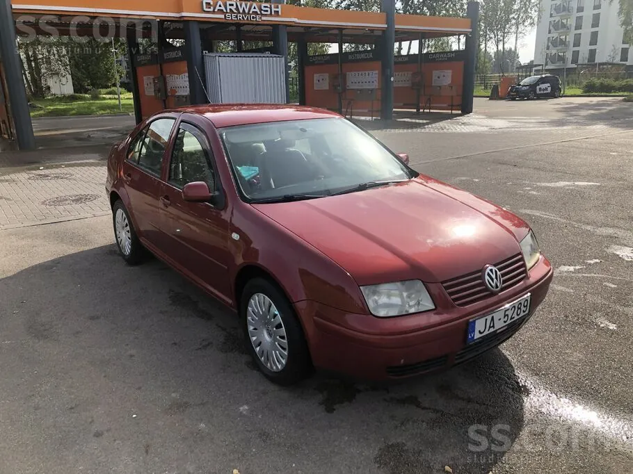 Volkswagen Bora 2000 photo 2