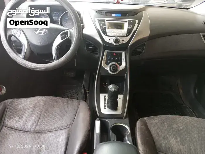 Hyundai Elantra 2012 photo 4