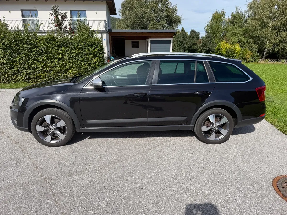 Skoda Octavia 2016 photo 2