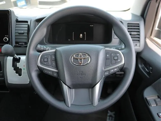 Toyota Hiace Wagon 2026 photo 5