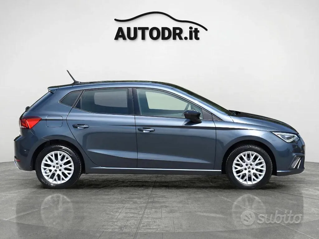 Seat Ibiza 2023 photo 4