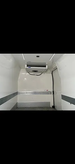 Nissan Nv400 2019 photo 2