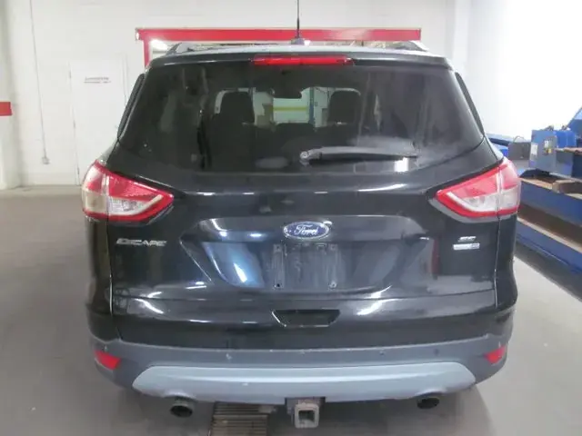Ford Escape 2016 photo 3