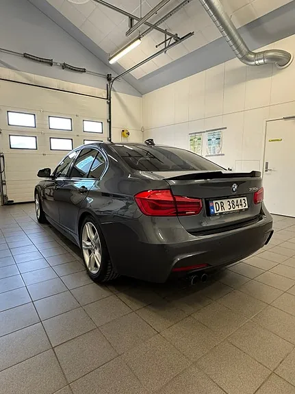 BMW 330E 2018 photo 5