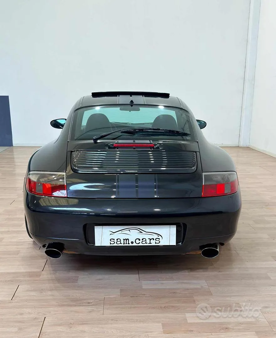 Porsche 911 Carrera 2000 photo 4