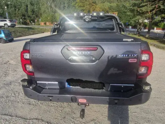 Toyota Hilux 2021 photo 4