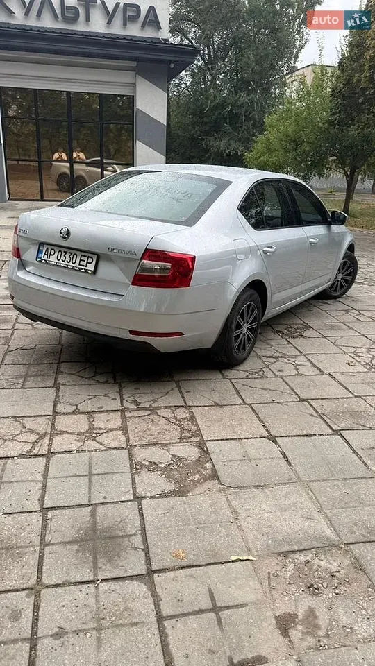 Skoda Octavia 2019 photo 4