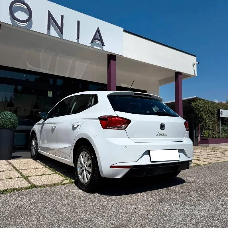Seat Ibiza 2023 photo 4