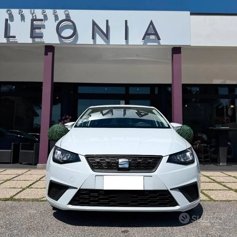 Seat Ibiza 2023 photo 2
