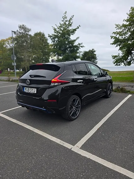 Nissan Leaf 2021 photo 4