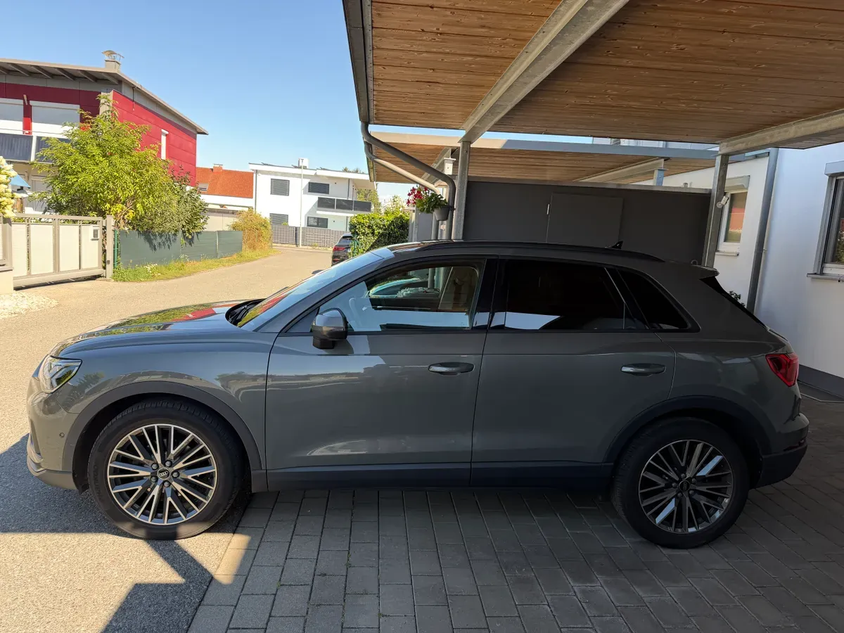 Audi Q3 2023 photo 3